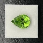 Peridot 36.05 ct | Pear shape | Apple Green | Sapat Gali, Pakistan - Image 3