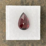 Rhodolite Garnet 5.58 ct | Pear Shape | Carmine Red | Umba Valley, Tanzania - Image 3
